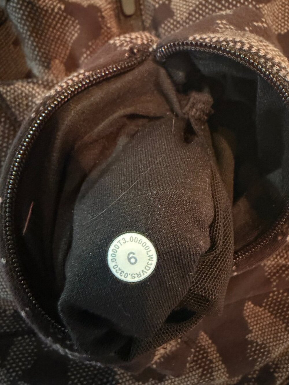 Lululemon Run Briskly 1/2 Zip black camo jacket size 6 - Picture 4 of 4